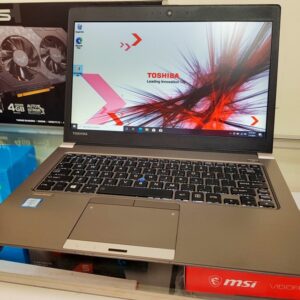 Toshiba UltraBook i5 3.00 GHz | 8GB | HDMI | Bluetooth | 14 HD