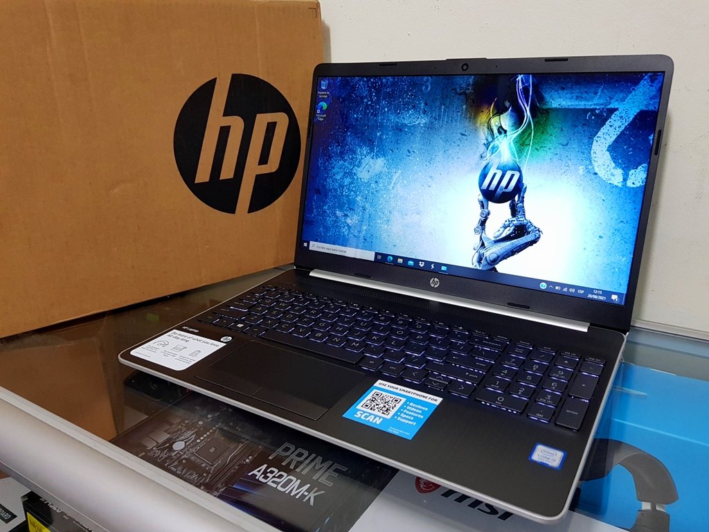 HP Core i5 8th Octa-Core | 8GB RAM | 256 GB SSD | Bluetooth | WEB CAM HD | 15.6